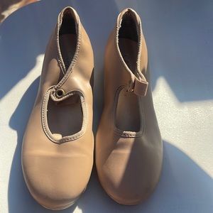 Capezio nude tap shoes size 13 1/2